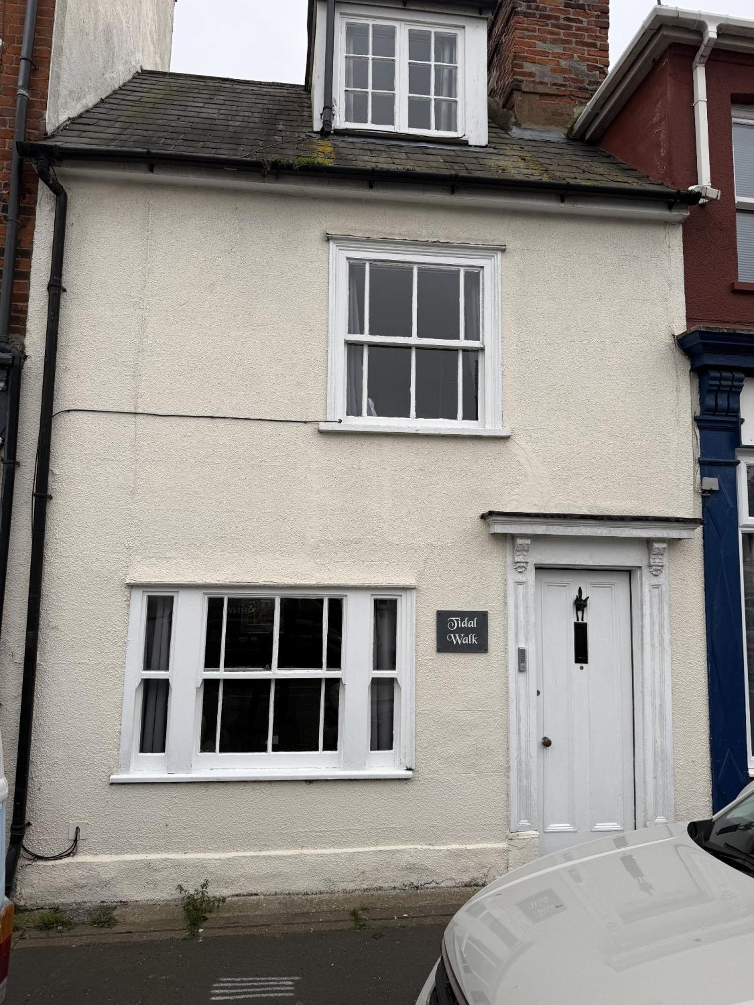 Tidal Walk Cottage By The Sea Harwich Exteriör bild